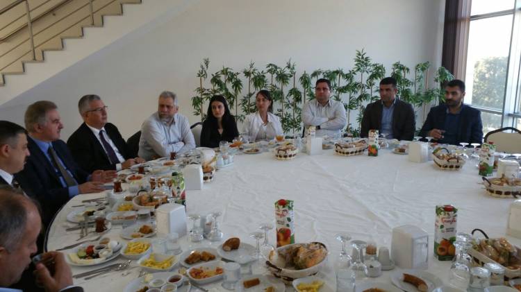 Rektörümüz ile Kahvaltı